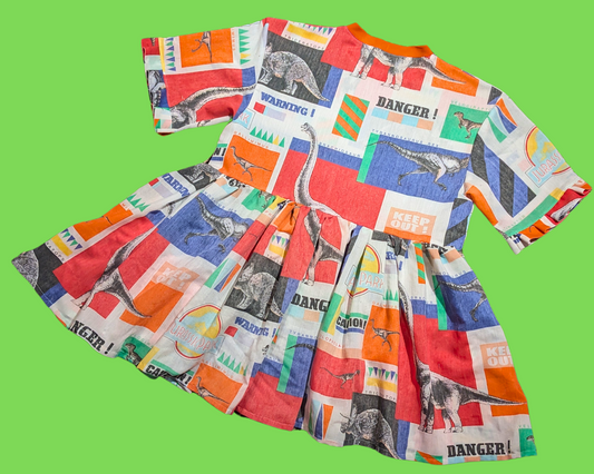 Robe t-shirt Jurassic Park vintage des années 1990, fabriquée à la main et recyclée, taille S à XL.