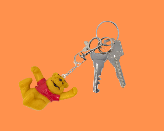 Porte-clés Winnie l'ourson fait à la main et recyclé