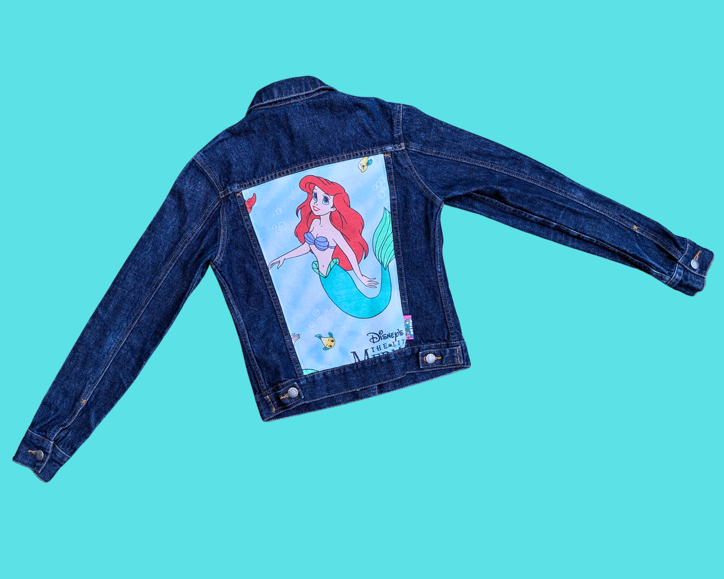 Veste en jean La Petite Sirène de Disney, fabriquée à la main et recyclée, taille S