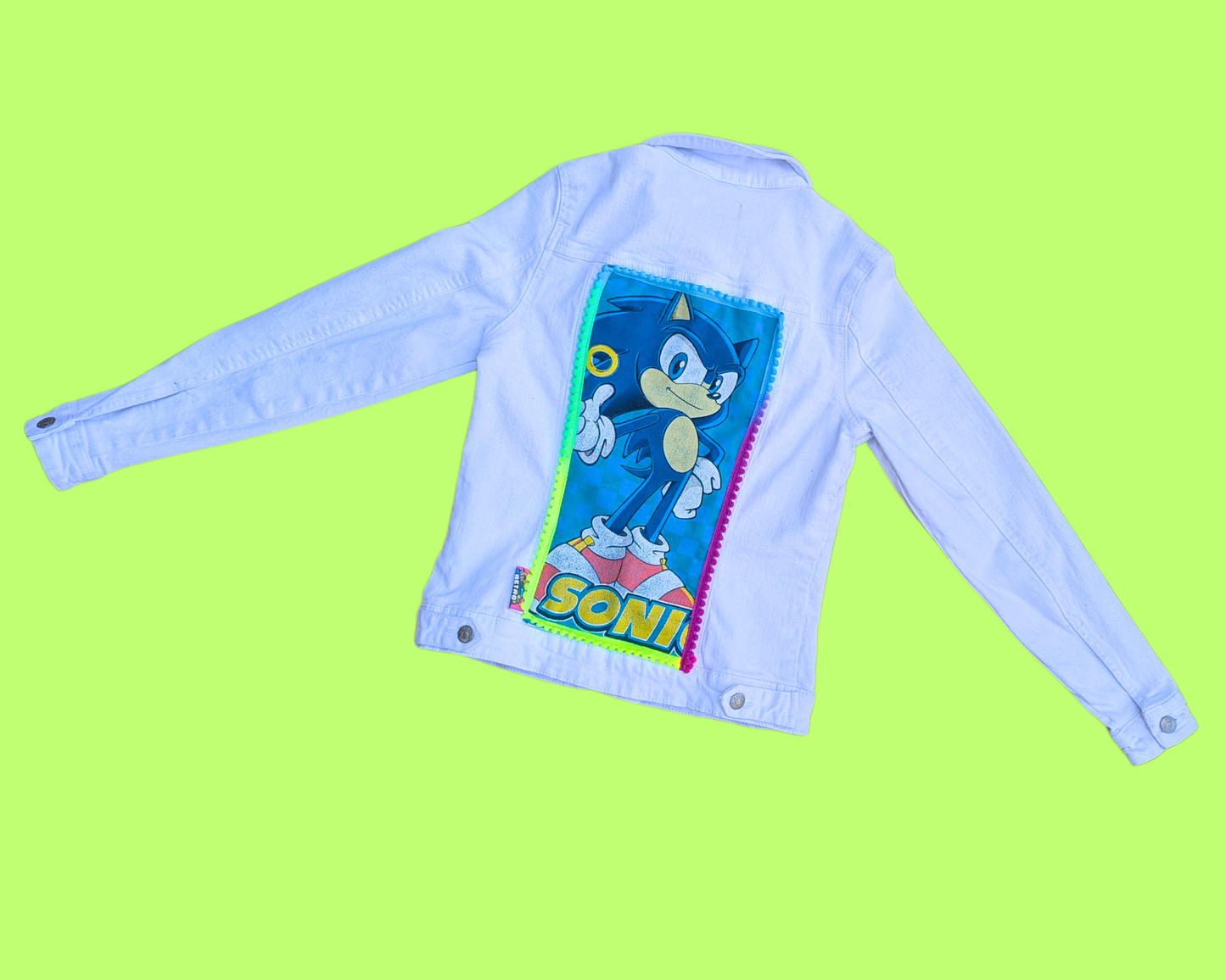Veste en jean blanche Sonic The Hedgehog faite à la main et recyclée, taille XS