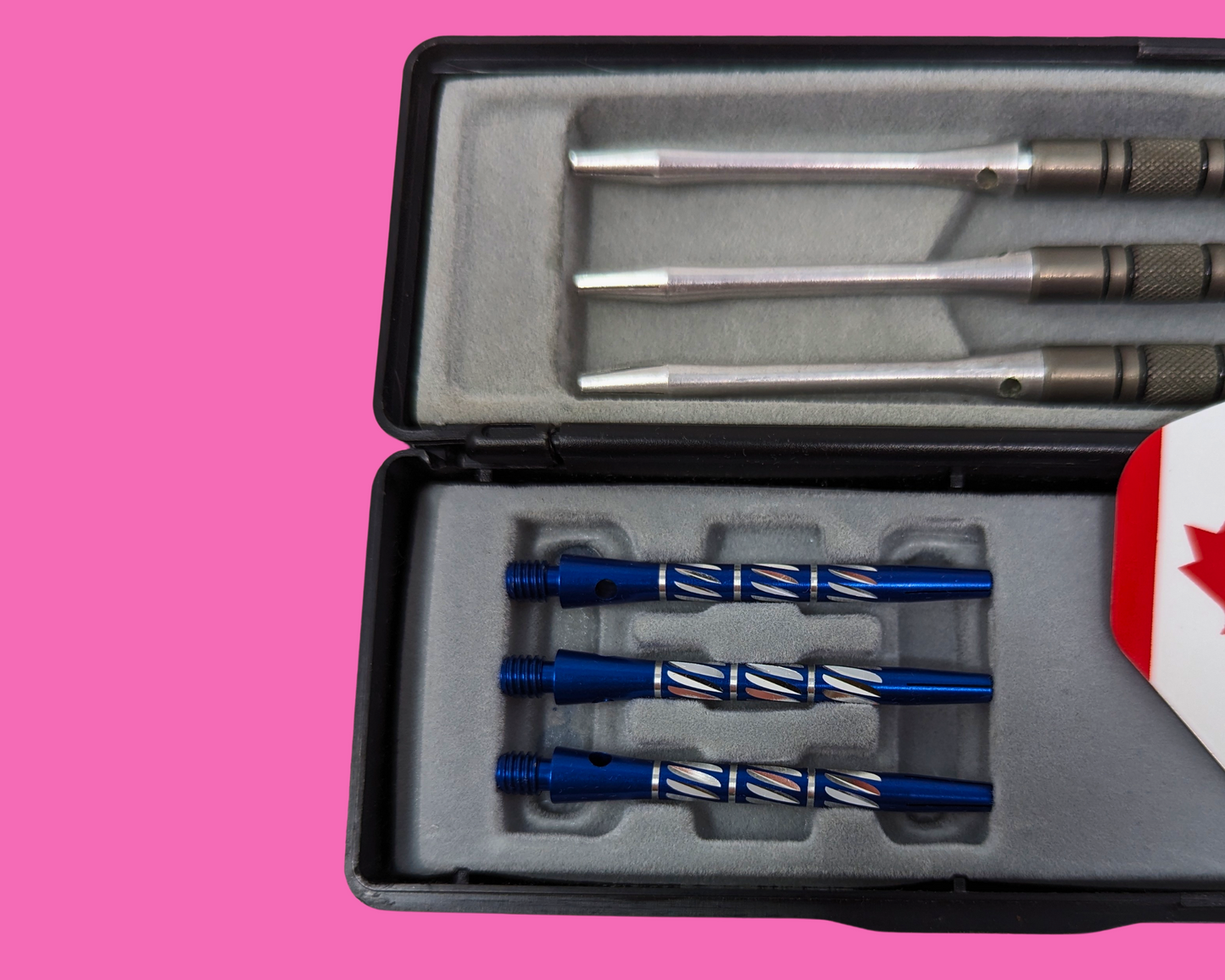 Set of 3 Professional Darts with Canadian Flags
