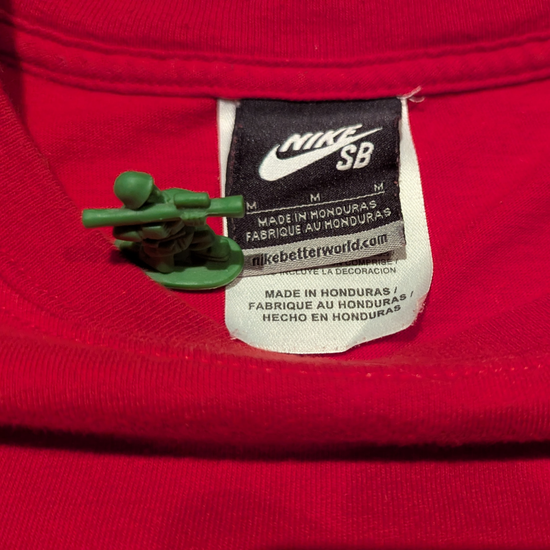 Nike SB X Bruce Lee Dragon Red T-Shirt Size M