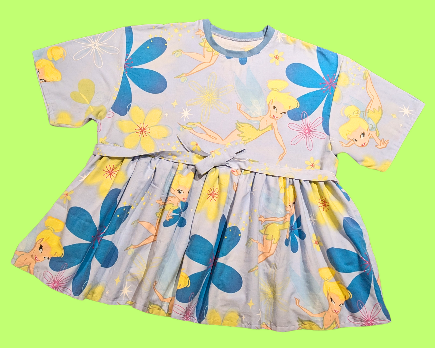 Robe t-shirt drap de lit Fée Clochette de Walt Disney, fabriquée à la main et recyclée, taille 2XL