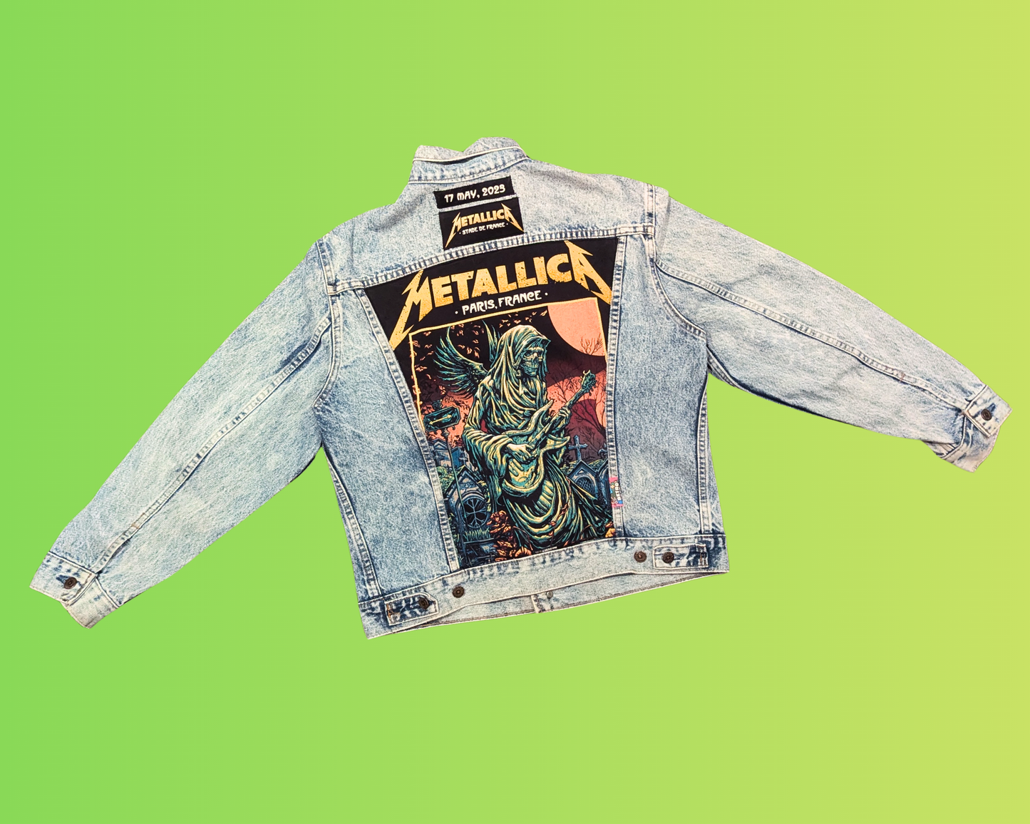 Handmade, Upcycled Metallica, Stade de France, Paris France, 17 Mai 2023 Denim Jacket Size M for Men