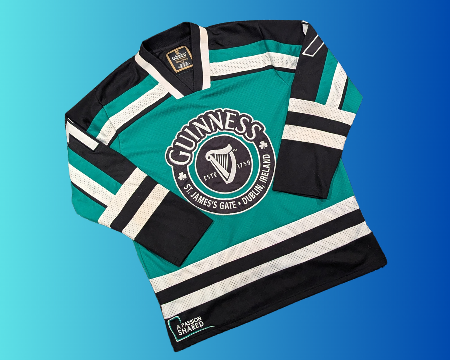 Y2K Guinness Green & White "Harp" Adult Uni-Sex 1759 Hockey Jersey Official Licensed Size L