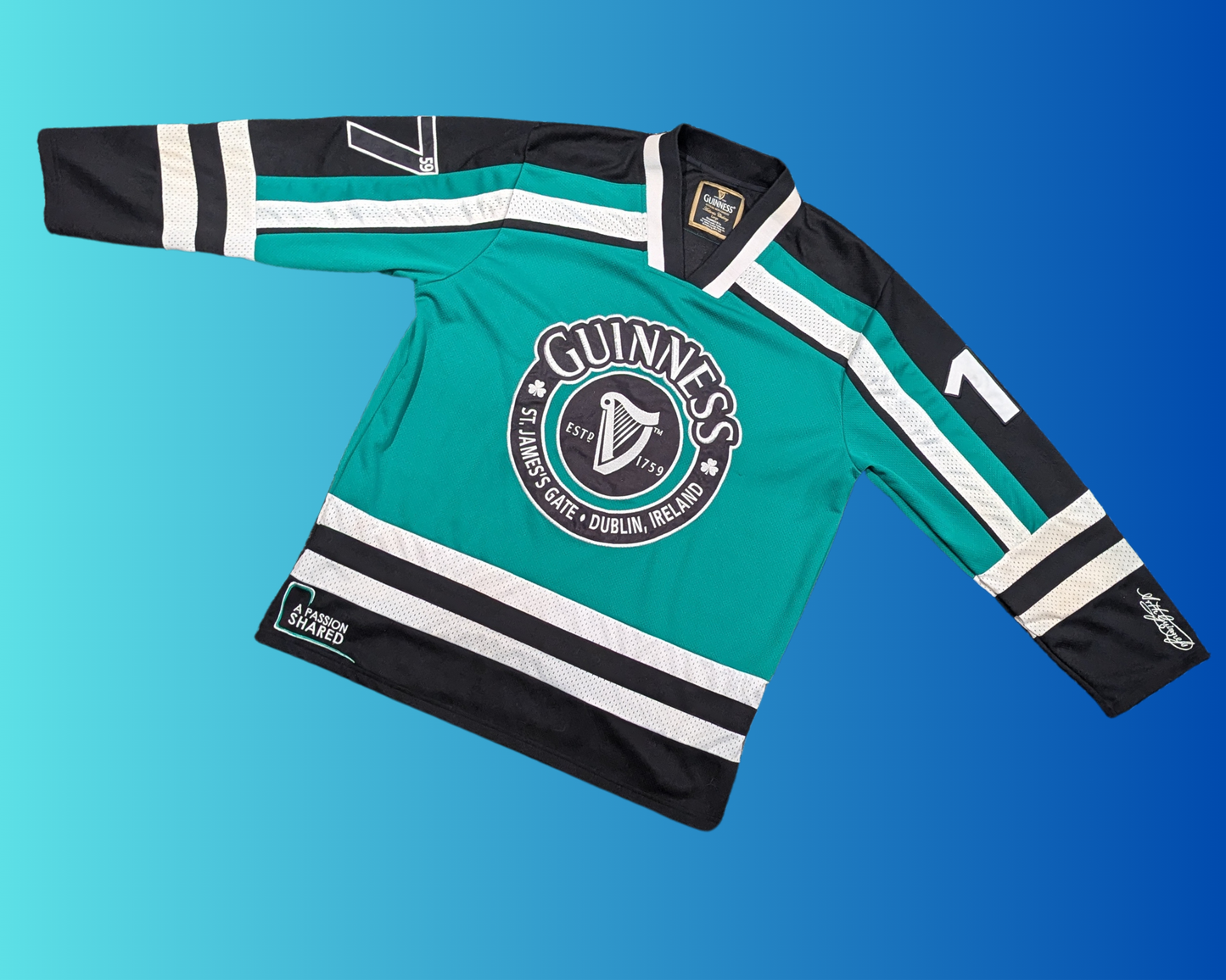 Y2K Guinness Green & White "Harp" Adult Uni-Sex 1759 Hockey Jersey Official Licensed Size L