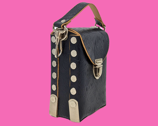 Petit sac en cuir vintage des années 1990 fabriqué en France par Amiet