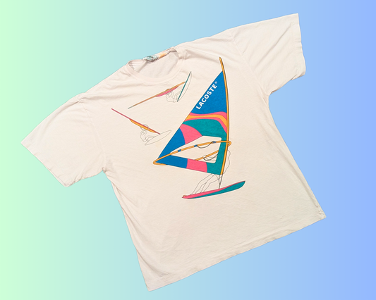 T-shirt Lacoste vintage des années 1990, planche à voile, taille M