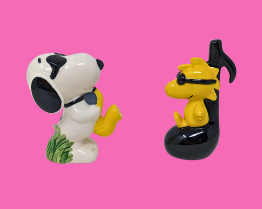 Salières et poivrières vintage des années 1990 à l'effigie de Peanut, Charlie Brown, Woodstock et Snoopy