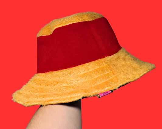 Chapeau bob réversible en tissu orange et velours rouge, fait main et recyclé, inspiré de Winnie l'ourson