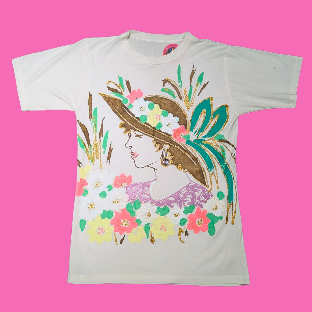 Painting of a Woman T-Shirt Size M