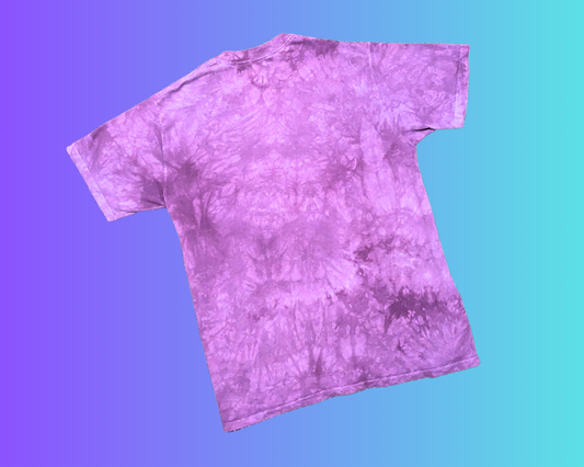 T-shirt vintage violet tie dye des années 1990, imprimé Première Nation, loup et hiver, taille M