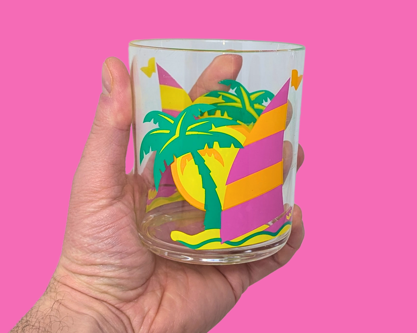 Ensemble de verres à cocktail en plastique kitsch vintage des années 1980, vendus ensemble