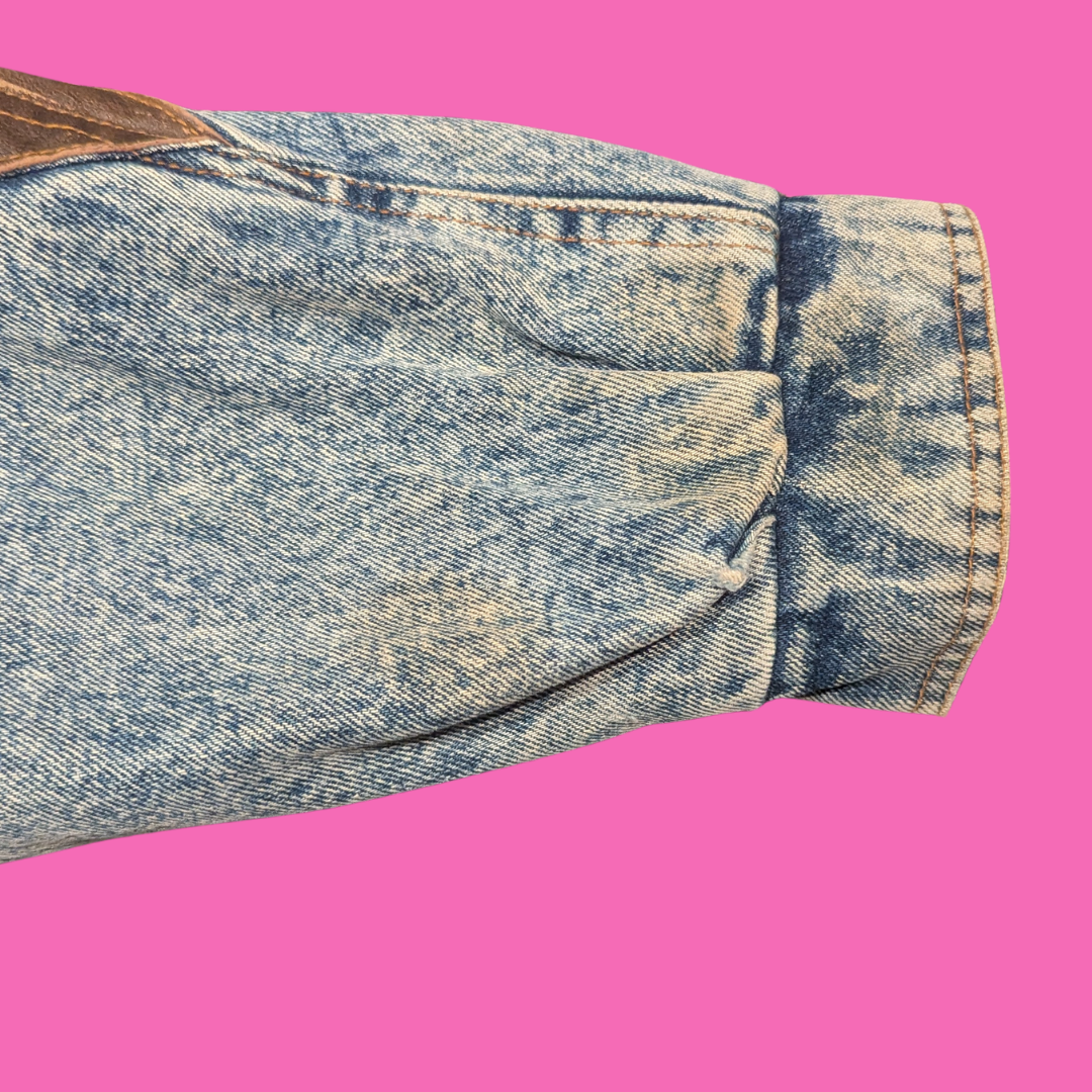 Vintage 80s Acid Wash Weathered Blues Jean Jacket for Women Size L
