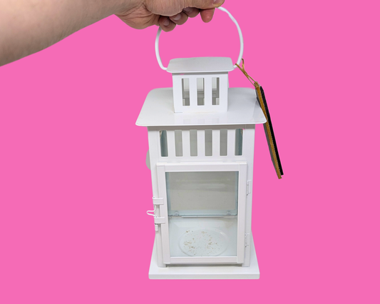 Bougeoir décoratif en métal blanc