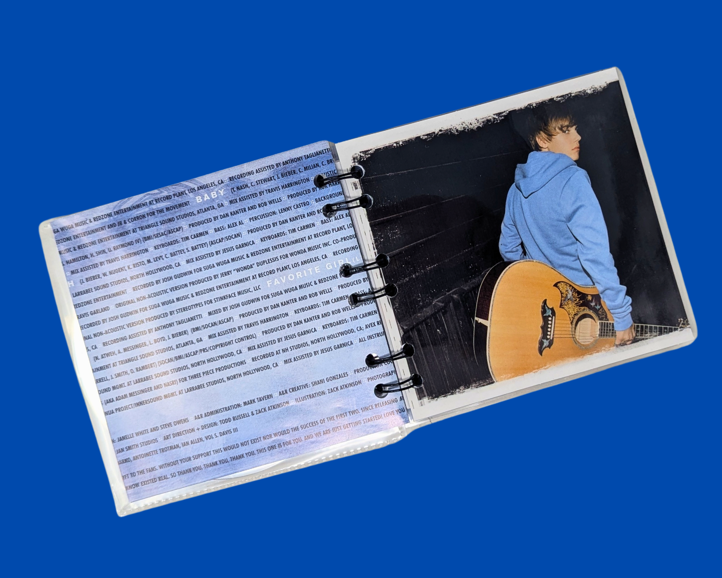 Justin Bieber, My Worlds Acoustic CD Notebook