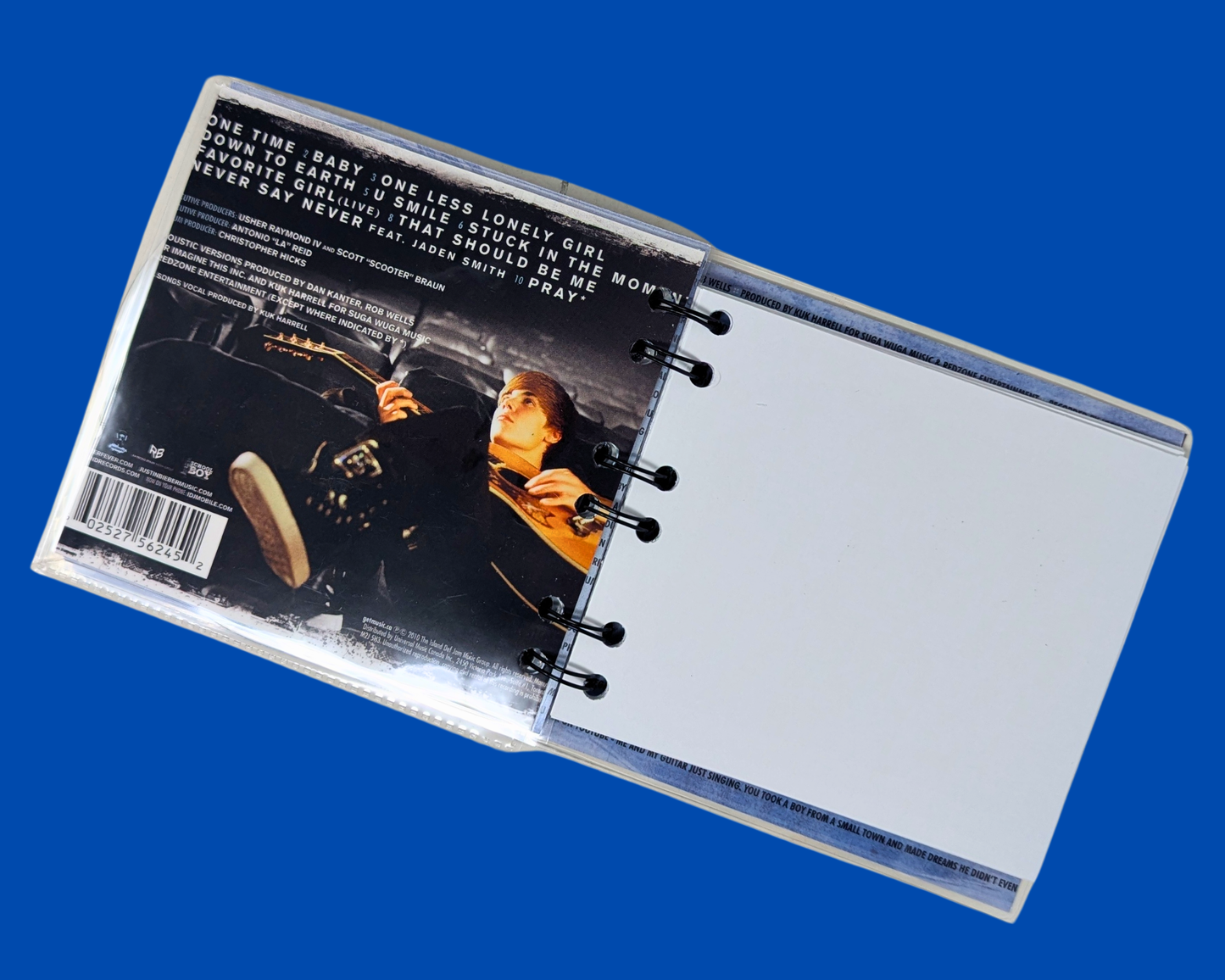 Justin Bieber, My Worlds Acoustic CD Notebook