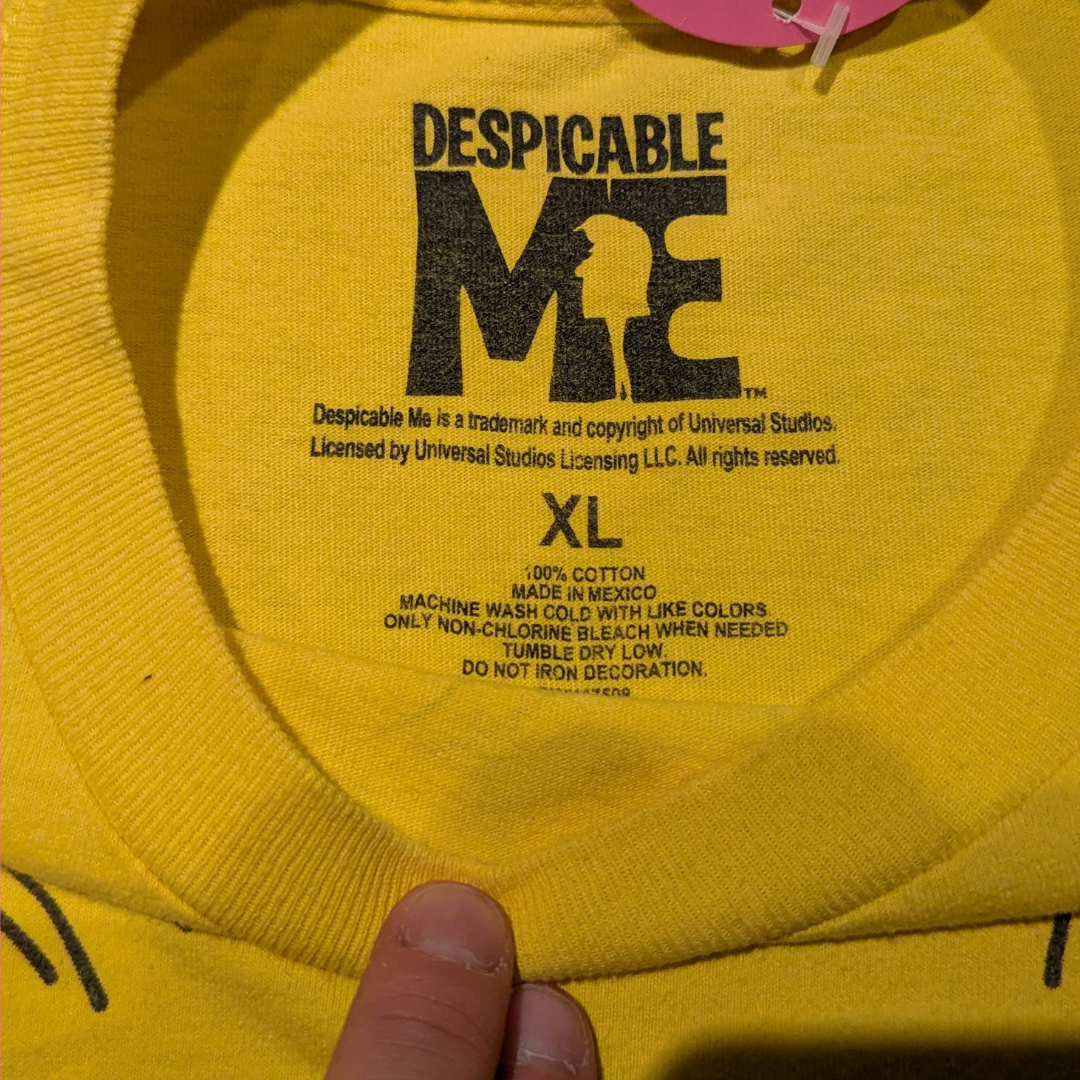 Despicable Me, Minion T-Shirt Size XL