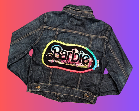 Veste en jean Barbie The Movie faite à la main et recyclée, taille S