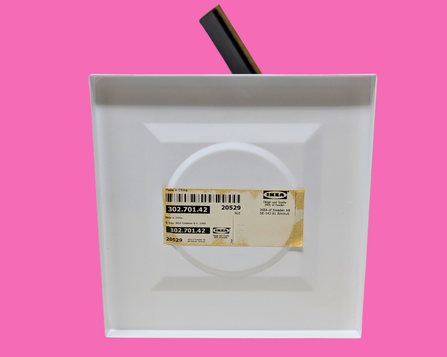Bougeoir décoratif en métal blanc