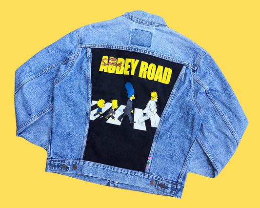 Veste en jean Levi's faite à la main et recyclée, inspirée des Simpsons et d'Abbey Road, taille M