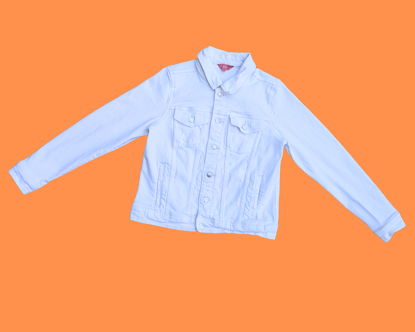 Veste en jean blanche Hello Kitty/Kiss faite main et recyclée, taille M