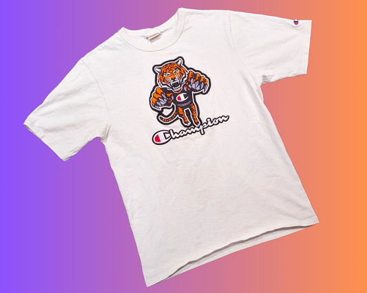 Y2K Champion T-Shirt Size M