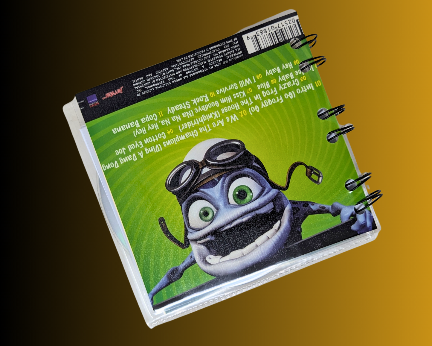 Crazy Frog présente plus de CD Crazy Hits Notebook