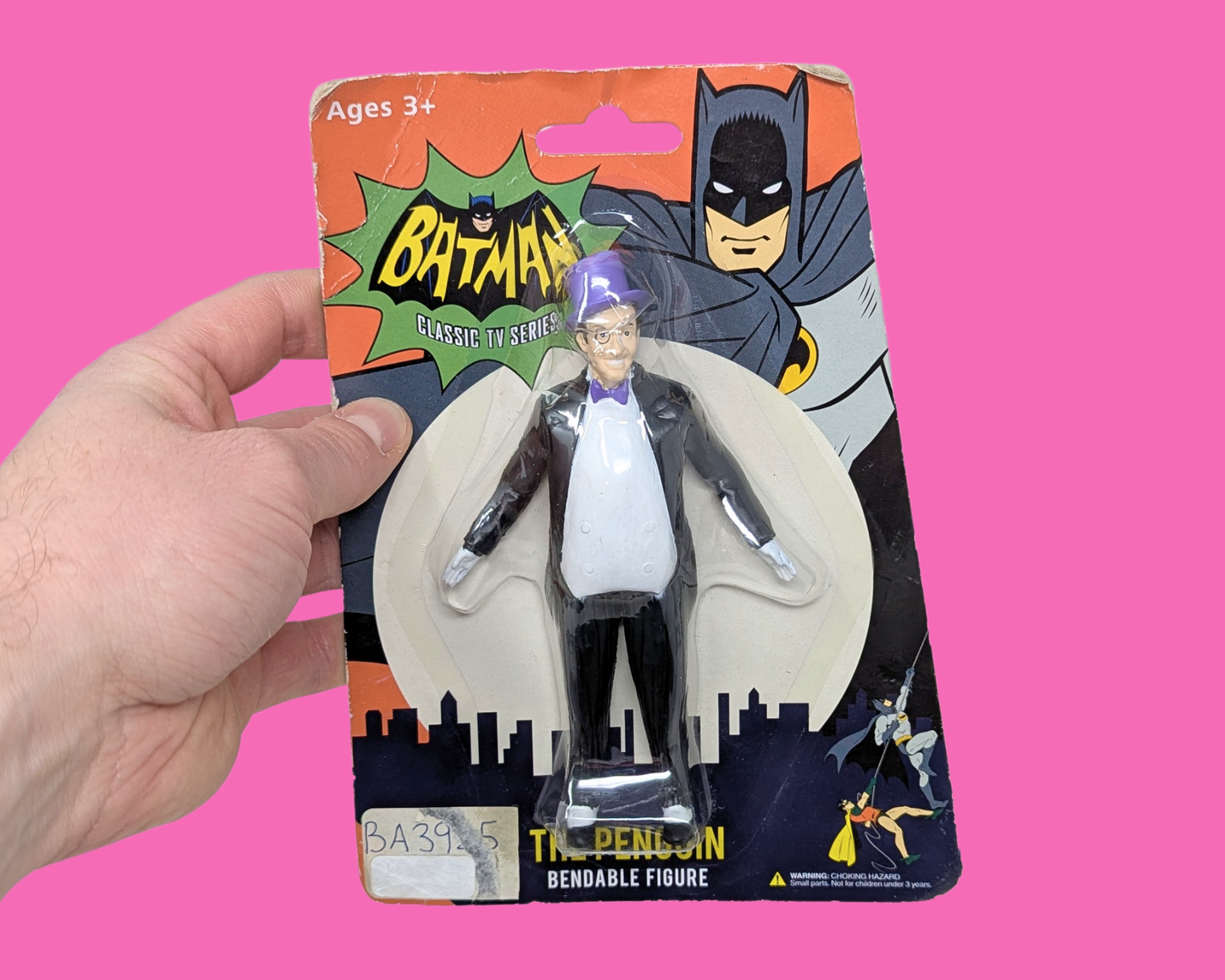 Figurine articulée Batman classique de la série télévisée Y2K scellée et à collectionner Le Pingouin