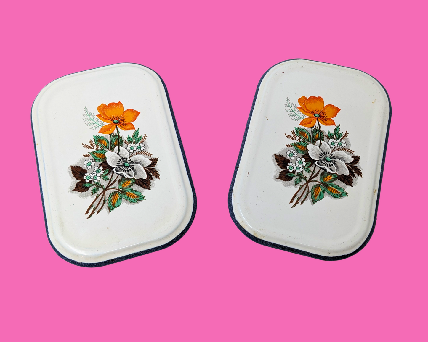 Vintage 1980's Set of Two Cast Iron Dishes with Cover