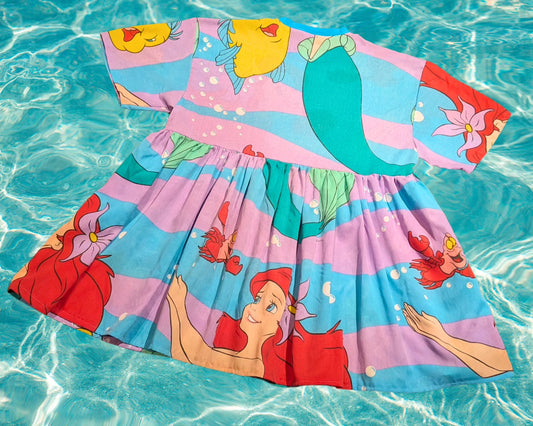 Robe t-shirt drap de lit La Petite Sirène faite à la main et recyclée, taille 2XL