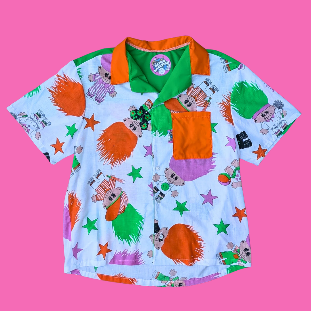 Chemise boutonnée faite main en drap de lit Trolls recyclé Taille M