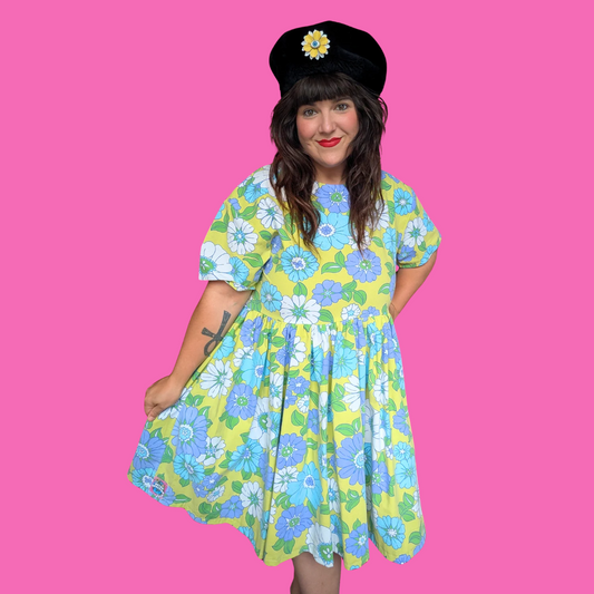 Handmade, Upcycled Vintage 1970's Floral Bedsheet Dress Fits an Oversized S-M or Fitted L-XL