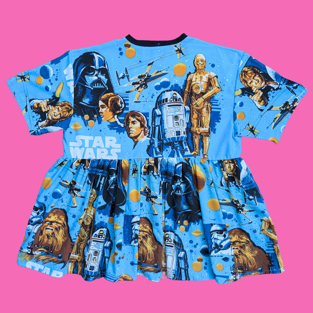 Robe drap de lit Star Wars faite main et recyclée, taille XL ample, taille 2XL ajustée