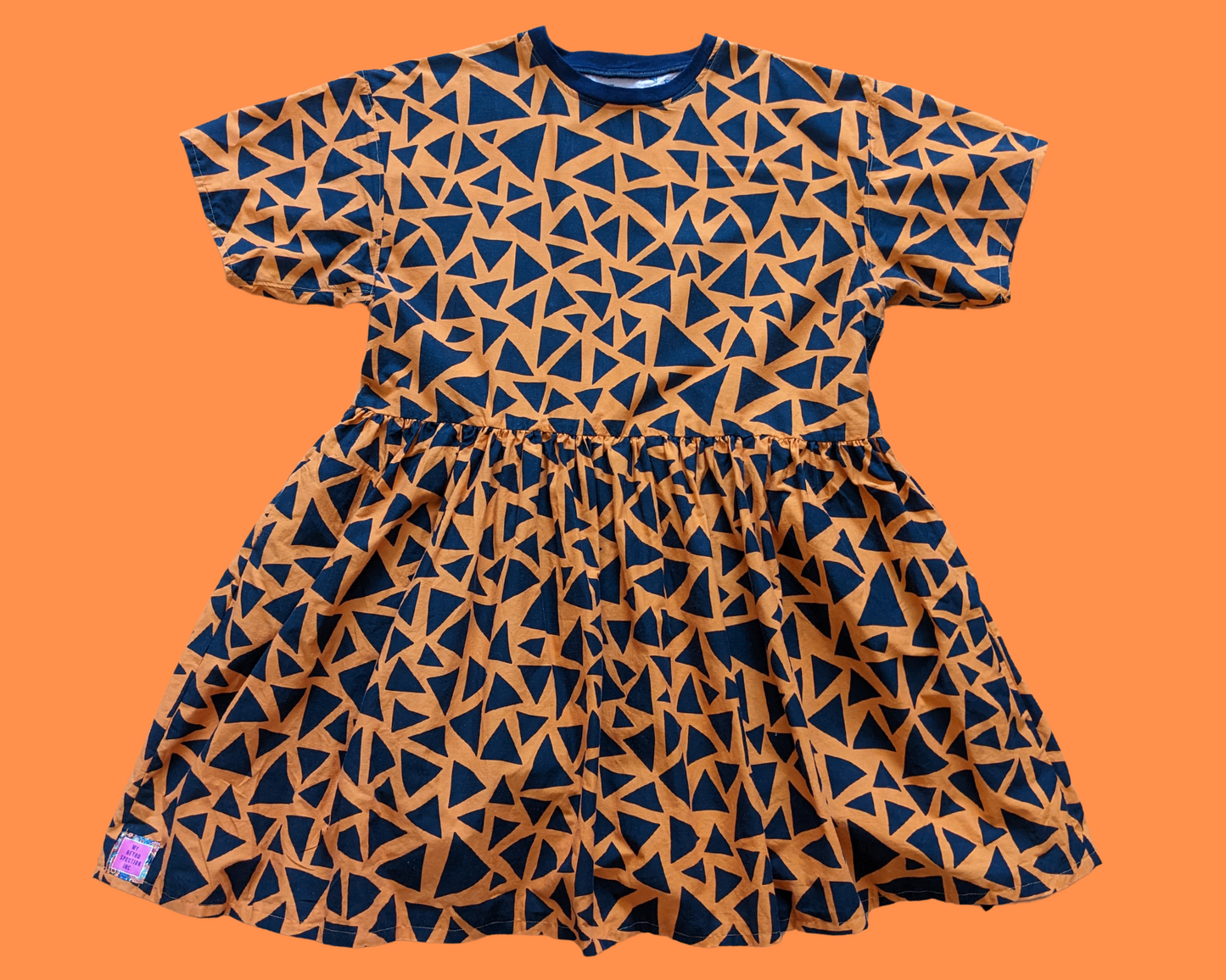 Fait à la main, thème d'Halloween recyclé, couleurs orange et noir, robe t-shirt en tissu pour SML-XL