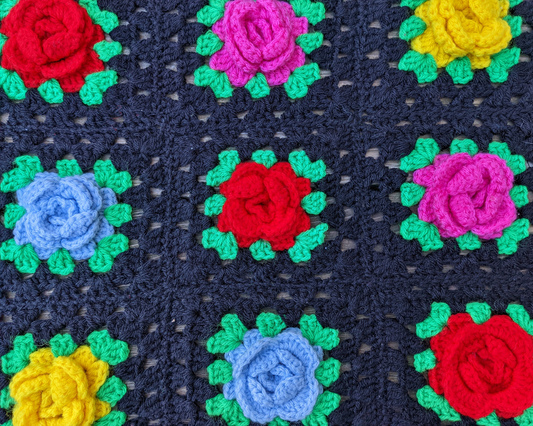 Vintage 1960's Small Rose Buds Crochet Blanket