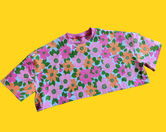 Fait à la main, Upcycled Vintage 1960's Floral Fabric Crop Top Taille XS