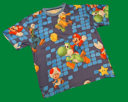 Fait à la main, Upcycled Super Mario Bros, Mario Kart Bedsheet T-Shirt Oversize XS - Convient comme une taille M