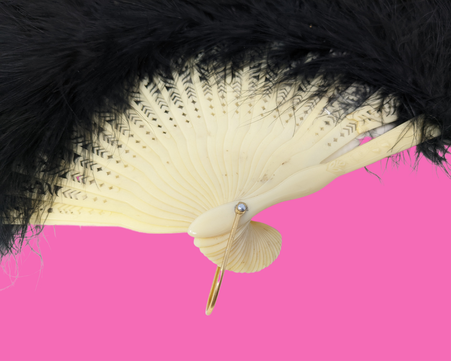 Vintage 1960's Black Feathers Hand Fan