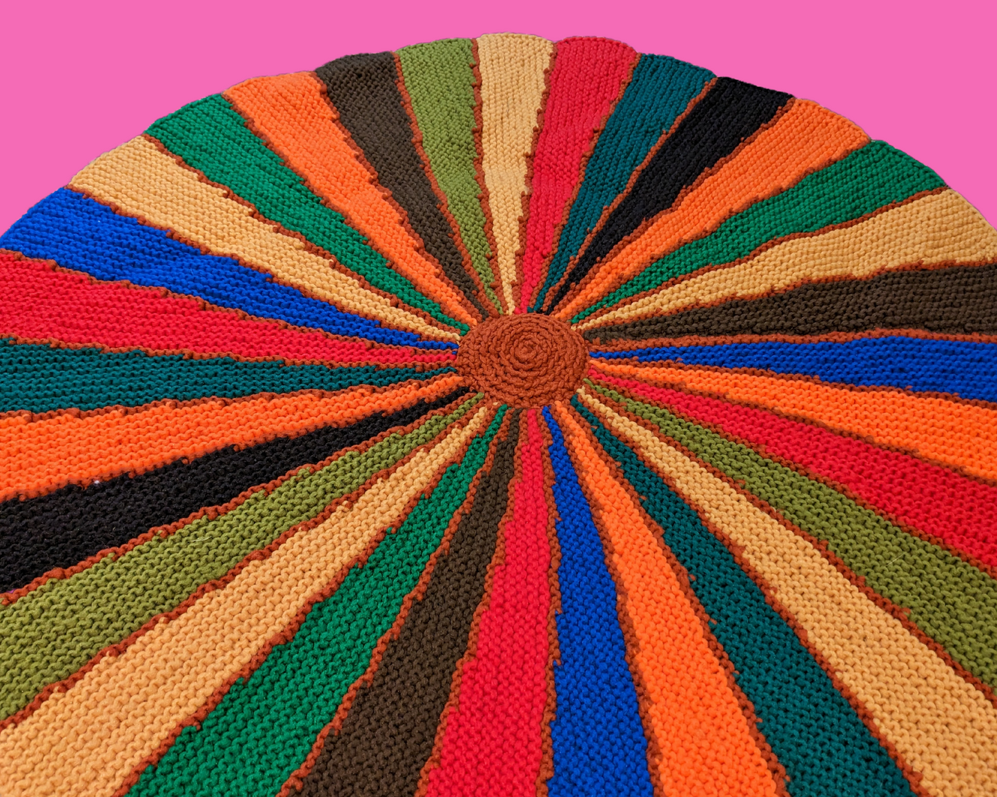 Tapis en crochet coloré vintage des années 1970