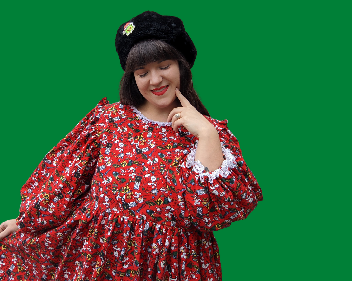 Handmade, Upcycled Vintage 1990's Christmas Fabric, Long Sleeve Dress with Lace Details Size L-XL