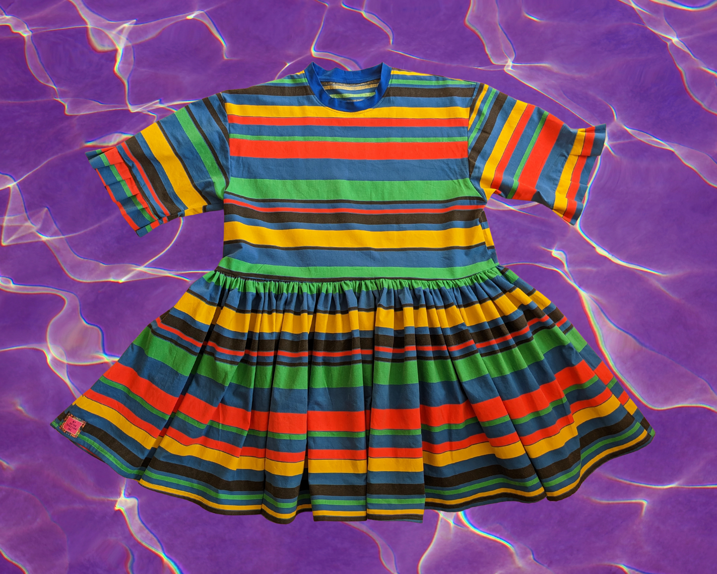 Robe t-shirt en tissu arc-en-ciel coloré des années 1990, faite à la main, recyclée, avec col amovible, convient à SML-XL