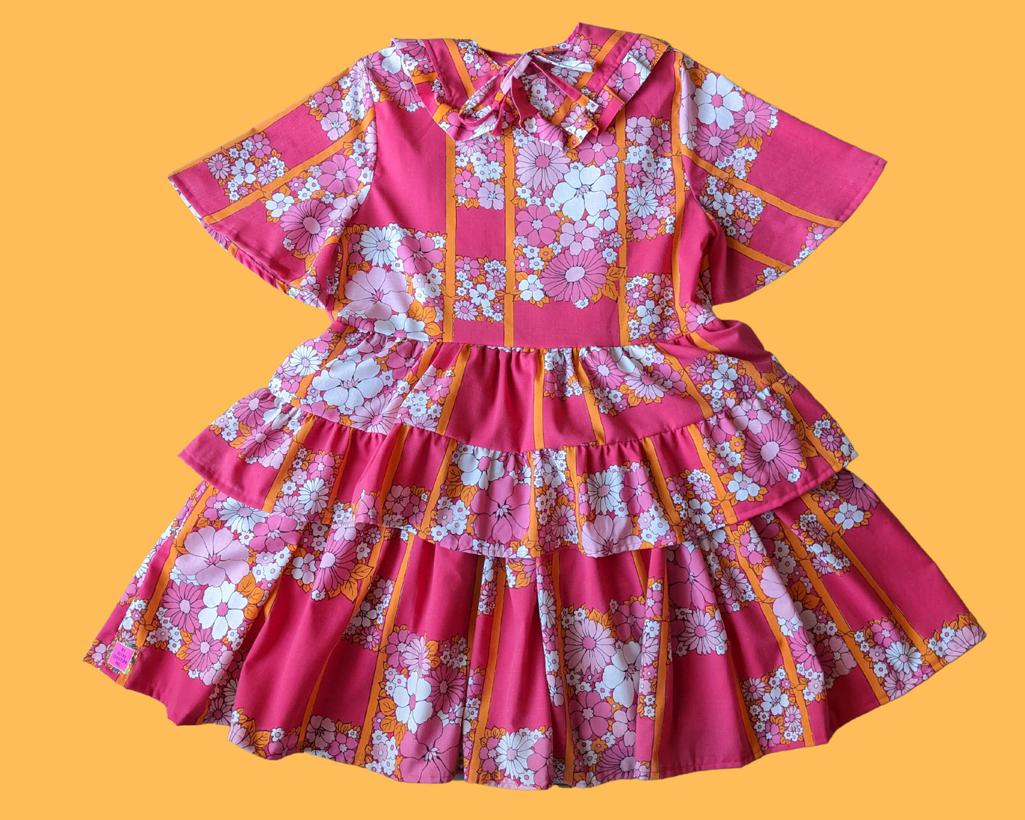 Handmade, Upcycled Vintage 1960's Pink, Floral Bedsheet Dress with Matching Detachable Collar Size L
